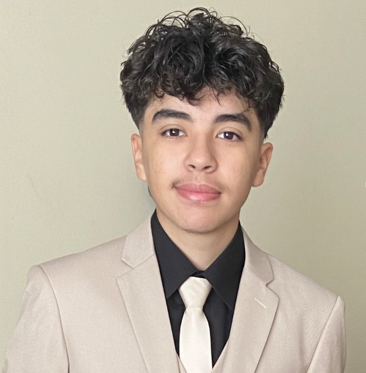 Adolfo Garcia headshot