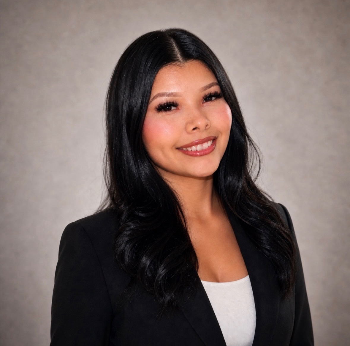 Amanda Avalos headshot