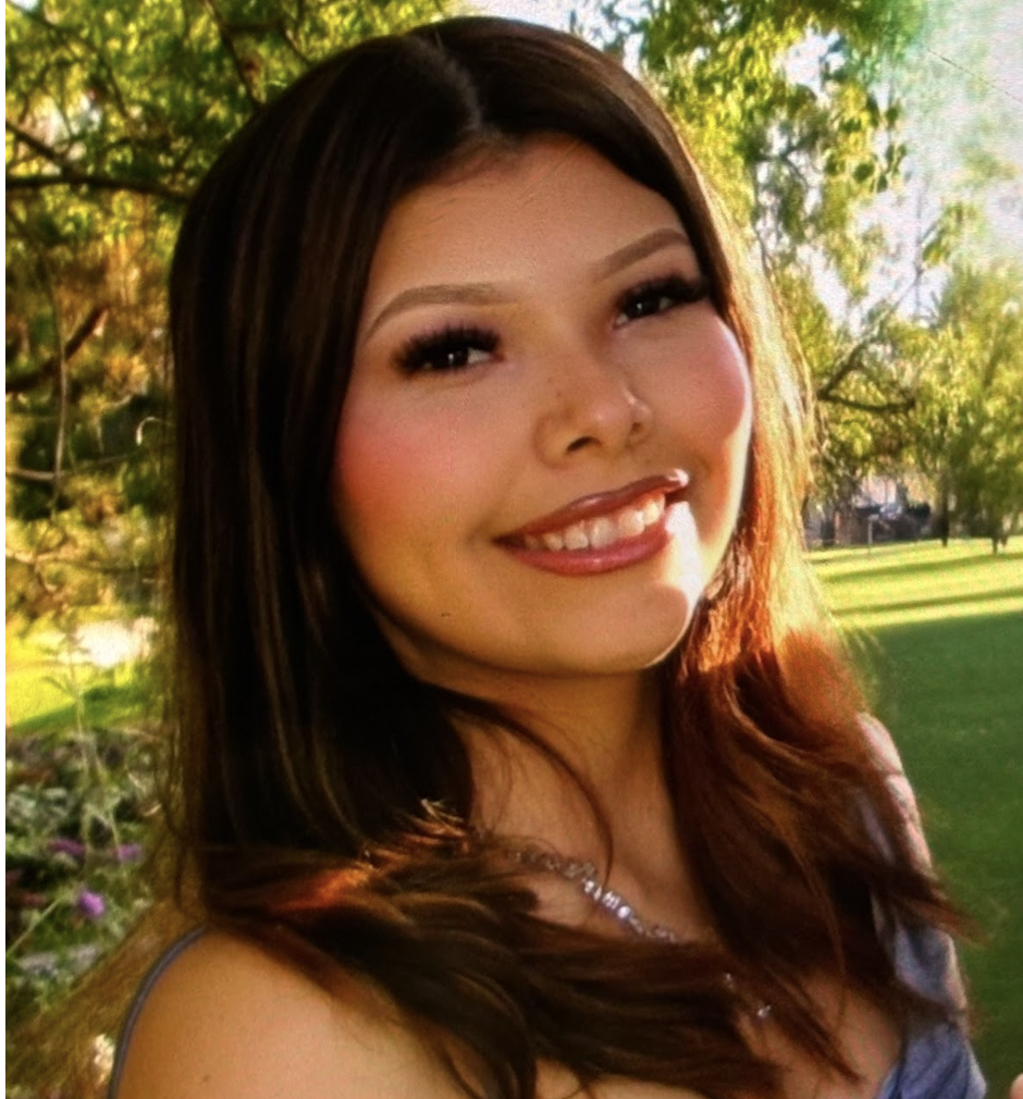 Amanda Avalos headshot