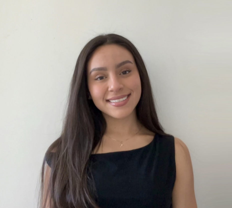 Victoria Hernandez headshot